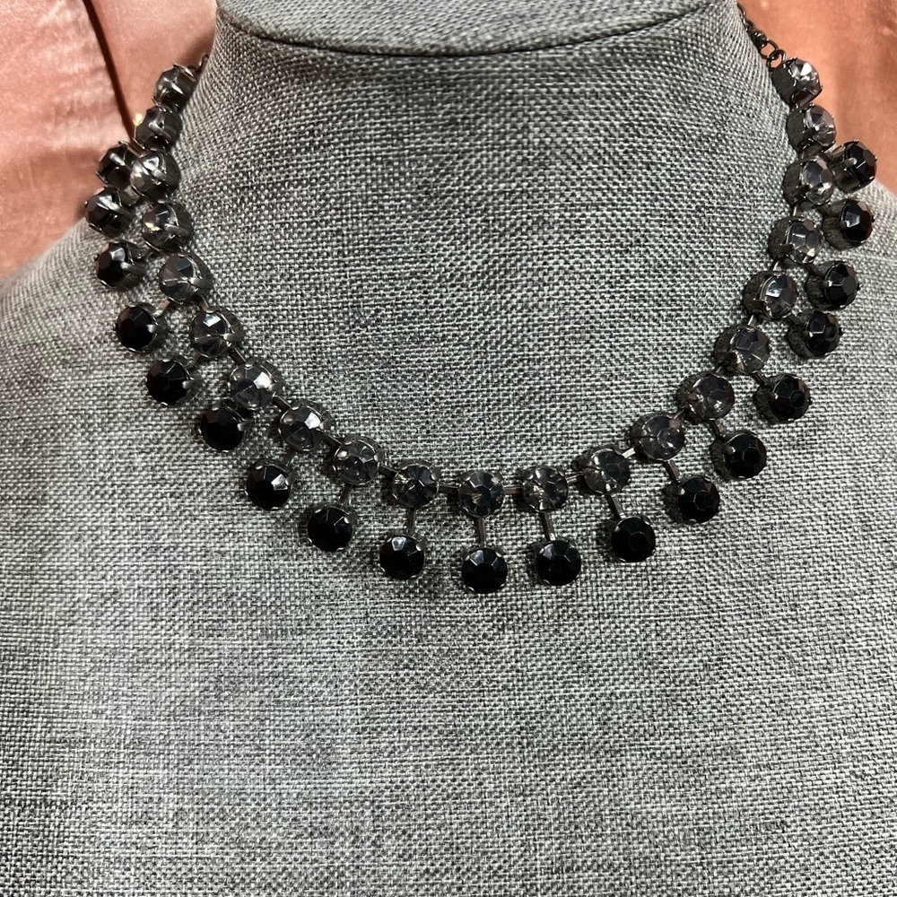 Vintage Black and Gray Crystal Choker measures 18” inches, Beautiful☑️